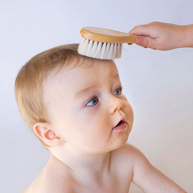 Quand pousseront les cheveux de votre bébé ?