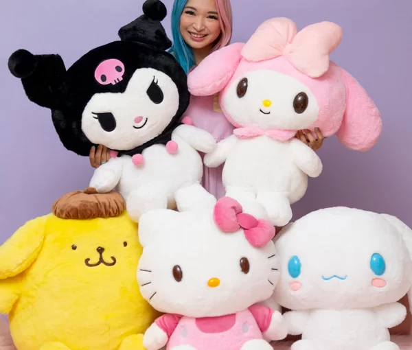 giant hello kitty plush